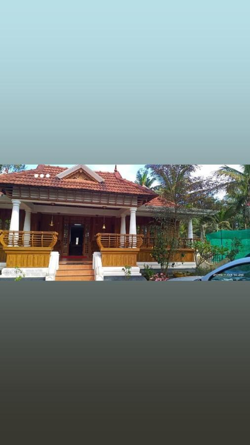 Periyar Heritage テッカディ エクステリア 写真